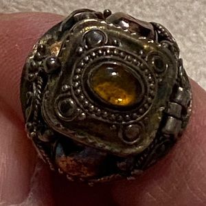 Poison ring, silver size approx 5